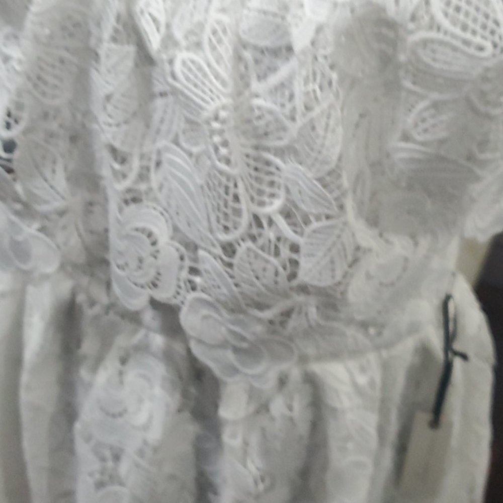Dress - Picture 3 of 3